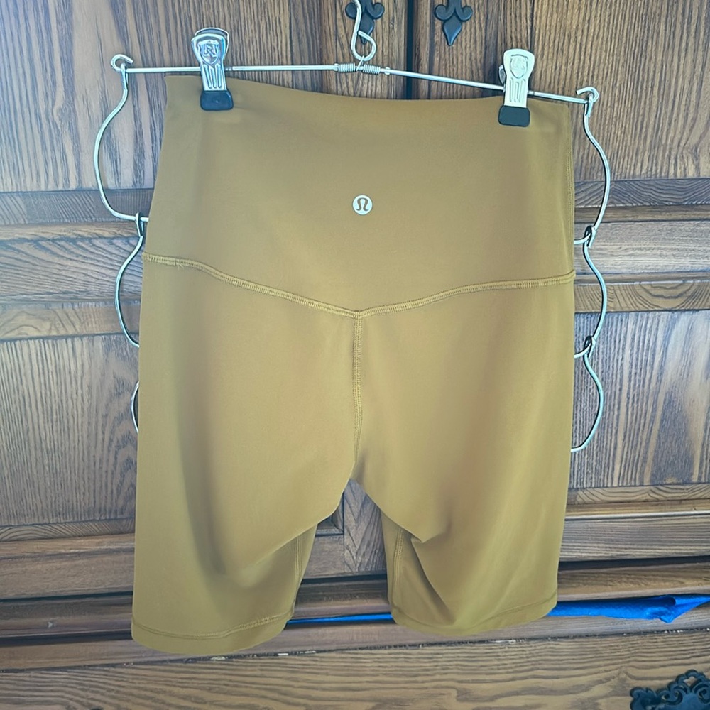 Lululemon align biker shorts (8 inches)